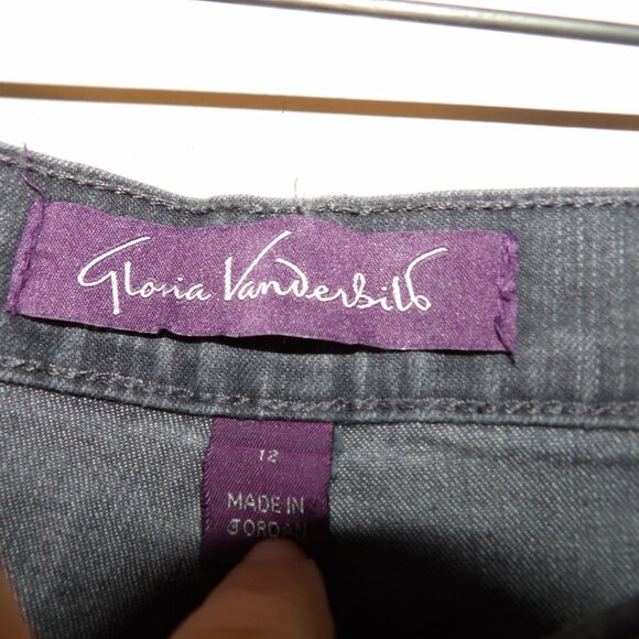 Gloria Vanderbilt Amanda Lightly Embellished Mom Jeans Sz 12 - Picture 4 of 6